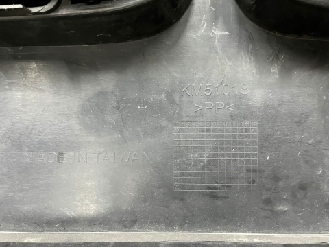 Zderzak przedni BMW 5 F10 F11 M-Pakiet 10-14r. Przedlift przód 4XPDC spryski zamiennik KM51018