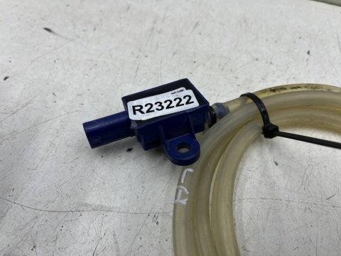 Czujnik uderzeniowy Mercedes CLA c117 x117 w117 13-19r. czujniki ochrony pieszych w przedni absorber zderzaka a1179053001