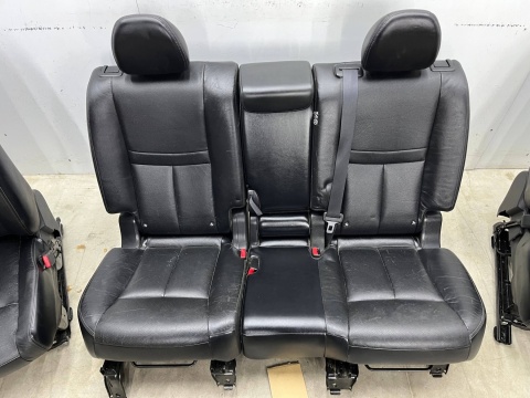 Fotele Nissan X-Trail III T32 Rogue 13-21r. elektryczne PODGRZEWANE skórzane EUROPA komplet