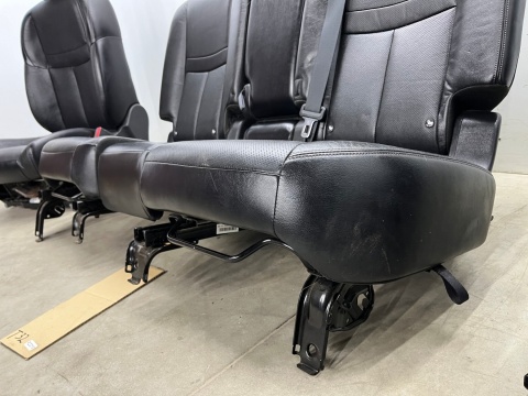 Fotele Nissan X-Trail III T32 Rogue 13-21r. elektryczne PODGRZEWANE skórzane EUROPA komplet