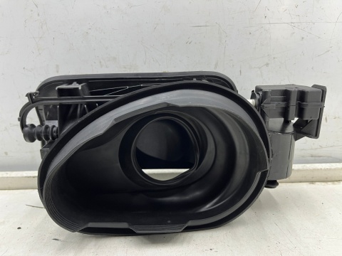 Klapka wlewu paliwa BMW X5 F15 F85 X6 F16 F86 13-19r. nie przebita 7328100
