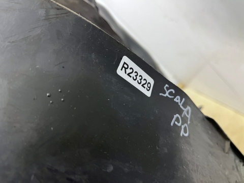 Nadkole Skoda Scala 19r.- prawe przednie ORYGINALNE prawy przód 657809958