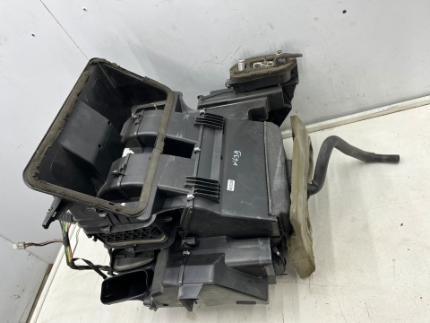 Nagrzewnica Mercedes Vito Viano W639 03-14r.  obudowa chłodnicy wody parownik klimatyzacji a6394461229