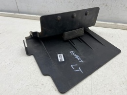 Osłona podwozia Fiat Scudo II Expert II Tepee Proace 06-16r. lewa osłona dolna tylnej belki zawieszenia 1401148580