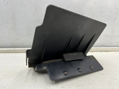 Osłona podwozia Fiat Scudo II Expert II Tepee Proace 06-16r. prawa osłona dolna tylnej belki zawieszenia 1401148380