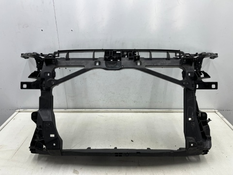 Pas przedni Audi A3 8v 13-20r. HB i sedan wzmocnienie ramka chłodnic okular oryginalny 8v0805588