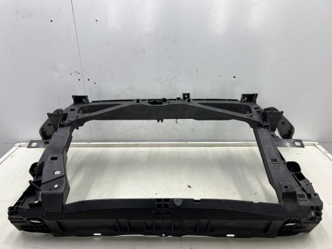 Pas przedni Audi A3 8v 13-20r. HB i sedan wzmocnienie ramka chłodnic okular oryginalny 8v0805588