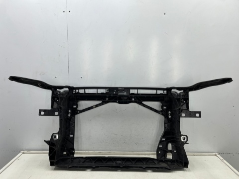 Pas przedni Audi A3 8v 13-20r. HB i sedan wzmocnienie ramka chłodnic okular oryginalny 8v0805588
