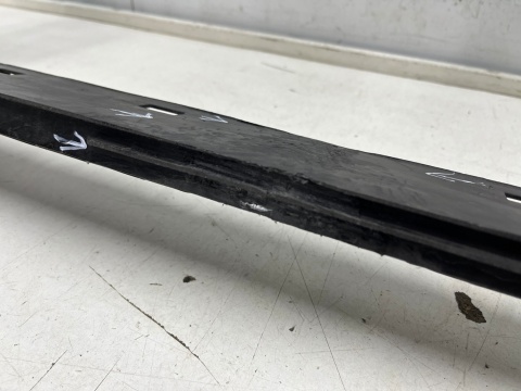 Pas przedni Porsche Cayenne III 9y 17r.- wzmocnienie ramka chłodnic oryginalny 9y0805594r