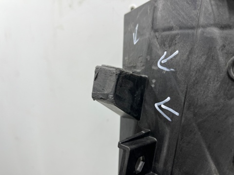 Pas przedni Skoda Karoq 2017r.- wzmocnienie ramka chłodnic oryginalny 57a805588h