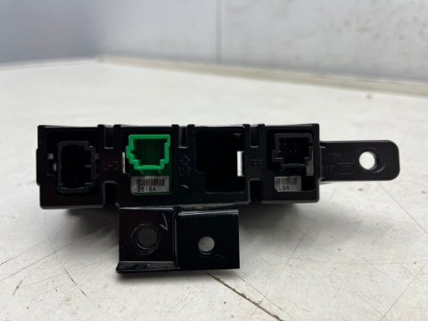 Przełącznik Nissan X-Trail III T32 Rogue 13-21r. przycisk otwierania elektrycznej klapy bagażnika trakcja blokada drzwi