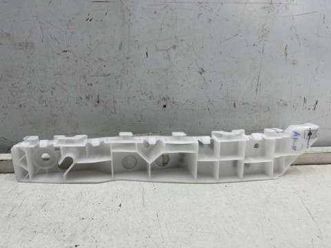 Ślizg Maxus Deliver 9 V90 E-Deliver 21r.- NOWE lewe przednie mocowanie zderzaka wspornik uchwyt lewy przód ORYGINALNY c00332778