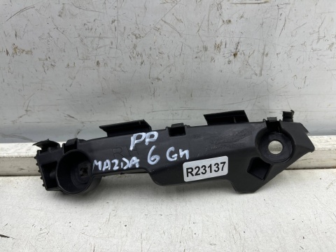 Ślizg Mazda 6 II GH 07-12r. prawe przednie mocowanie zderzaka do błotnika wspornik uchwyt prawy przód ORYGINALNY GS1D500T1