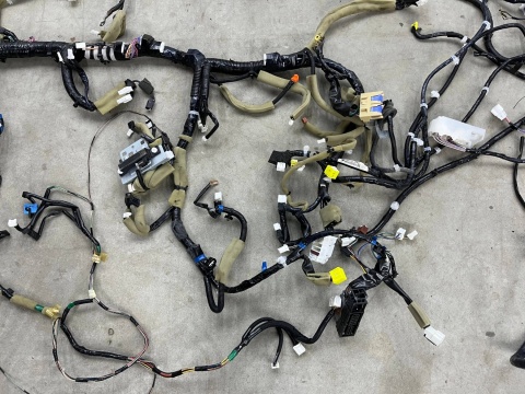 Wiązka Nissan X-Trail III T32 Rogue 13-17r. instalacja przewodów WNĘTRZA kompletna NIEUSZKODZONA niepocięta 2412-4be7a