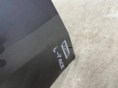 Zderzak tylny Jaguar I-Pace IPace 18-24r. tył 4XPDC J9D3-17D781-A