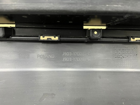 Zderzak tylny Jaguar I-Pace IPace 18-24r. tył 4XPDC J9D3-17D781-A