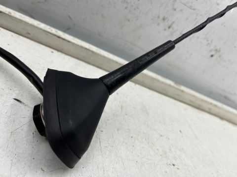 Antena Nissan X-Trail III T32 Rogue 13-21r. bat radia na dach DWIE KOSTKI