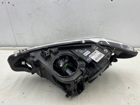 Lampa reflektor BMW 4 F32 F33 F36 M4 F82 F83 M3 F80 14-21r. FULL LED prawa przednia Europa prawy przód 7460620