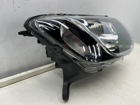 Lampa reflektor Dacia Sandero 2 II Lift Logan 2 II 12-16r. prawa przednia zwykła prawy przód Europa 260107615r