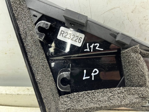 Listwa Nissan Qashqai 3 III J12 21r.- lewy przedni trójkąt szyby drzwi nad lusterkiem nakładka lewy przód 802916ua0a