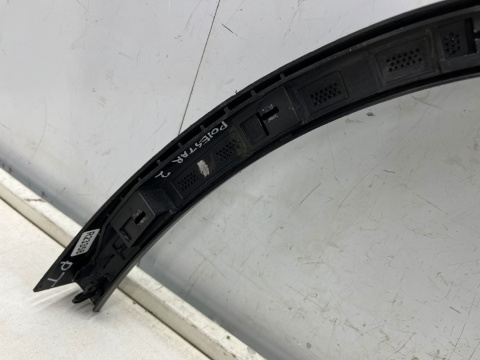 Listwa Polestar 2 II 20r.- prawy tylny rant nadkola błotnika nakładka prawy tył 32216389