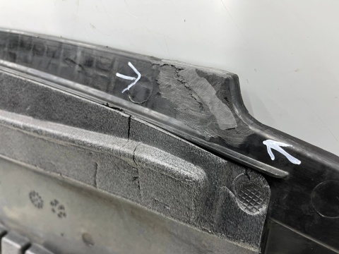 Osłona pod silnik Mercedes w214 s214 v214 x214 E-klasa 23r.- przednia płyta dolna podwozia pod zderzak a2145200600