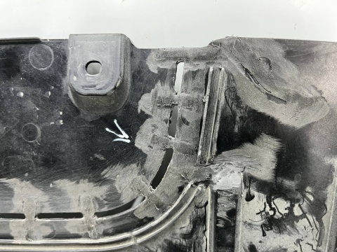 Osłona podwozia BMW iX3 G08 20r.- tylna osłona płyta pod zderzak  tył 7488449