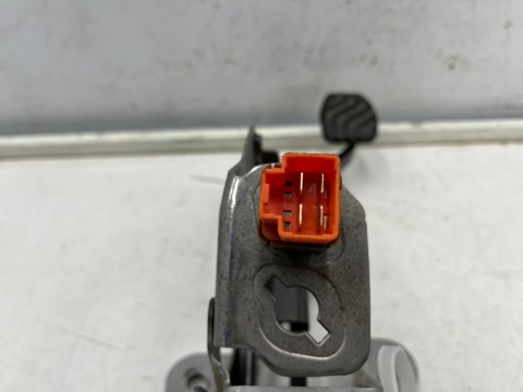 Pedał hamulca Nissan X-Trail III T32 Rogue 13-21r. czujnik europa