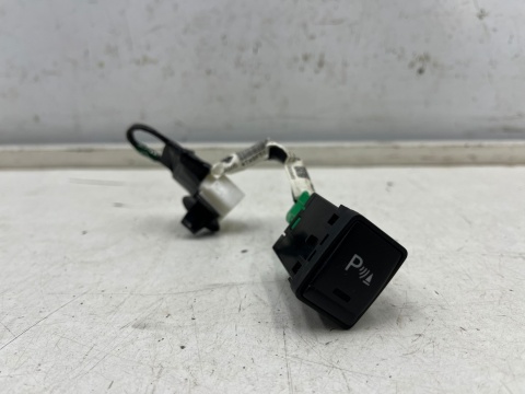 Przełącznik Nissan X-Trail III T32 Rogue 13-21r. przycisk PDC czujników parkowania