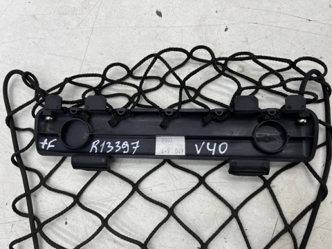 Siatka bagażnika Volvo V40 95-04r. boczna kombi 291806