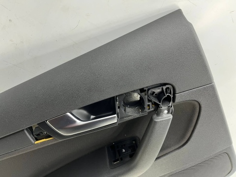 Tapicerka Audi A3 8p Sportback 5D 03-13r. boczek drzwi lewych tylnych pasażera lewy tył