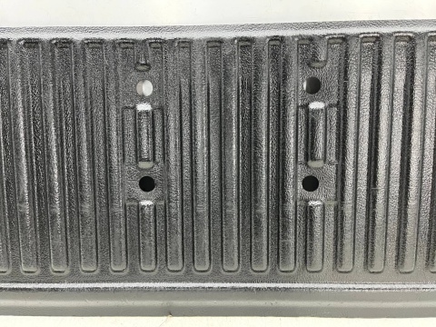 Tapicerka Mitsubishi L200 KA KB 05-15r. osłona burty bagażnika MZ314287S4