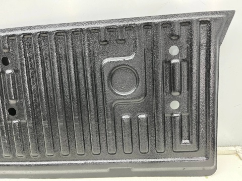 Tapicerka Mitsubishi L200 KA KB 05-15r. osłona burty bagażnika MZ314287S4