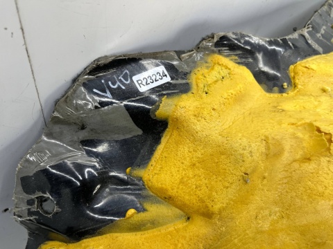 Wykładzina Volvo V40 I S40 I 95-04r. podłoga dywan lewa strona kierowcy EUROPA