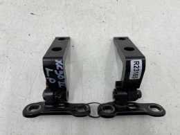 Zawias drzwi Volvo XC90 II 14r.- zawiasy lewych przednich drzwi lewy przód góra dół komplet 31424607 31424585