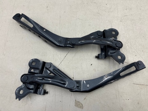 Zawias maski Skoda Superb 3 III 15-24r. NOWE oryginalne zawiasy pokrywy silnika lewy prawy komplet 3v0823301 3v0823302