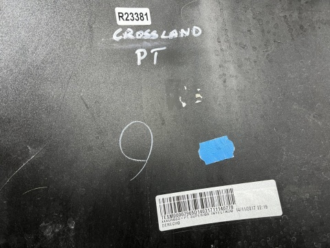 Zderzak tylny Opel Crossland X 17-24r. narożnik tył nakładka prawa zderzaka 39097388