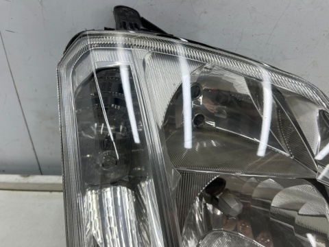 Lampa reflektor Opel Meriva A 03-10r. PRAWA przednia oryginalna prawy przód EUROPA 93294338