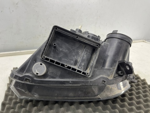 Lampa reflektor Opel Meriva A 03-10r. PRAWA przednia oryginalna prawy przód EUROPA 93294338