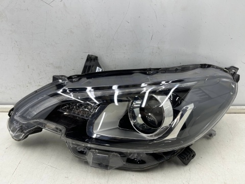Lampa reflektor Peugeot 108 12-22r. lewa przednia soczewka LED pasek ORYGINALNA Europa lewy przód 90026268