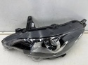 Lampa reflektor Peugeot 108 12-22r. lewa przednia soczewka LED pasek ORYGINALNA Europa lewy przód 90026268