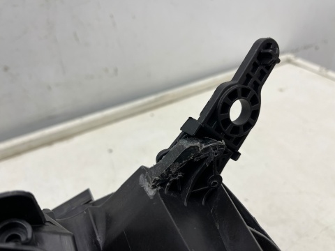 Lampa reflektor Peugeot Expert 3 III + Traveller 16-23r. PRAWA przednia zwykła H7 H1 prawy przód Europa oryginalna 9808572580