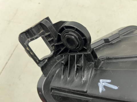 Lampa reflektor Skoda Kodiaq I 16-19r. PRAWA przednia zwykła na żarówki pasek DRL LED prawy przód Europa 566941016b