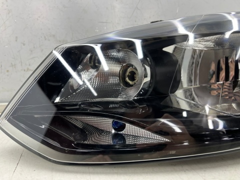 Lampa reflektor VW Polo 5 V 6r 09-14r. LEWA przednia zwykła na żarówkę H7 Europa lewy przód 6r1941015e