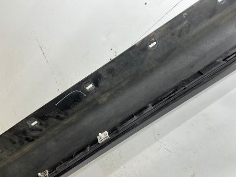 Nakładka progu BMW E90 sedan E92 kombi 04-12r. M-PAKIET prawa listwa progowa nakładka Black Sapphire