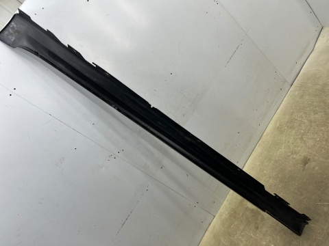 Nakładka progu BMW G30 sedan G31 kombi M-Pakiet 17-24r. PRAWA listwa progowa zewnętrzna Mpakiet 8064744