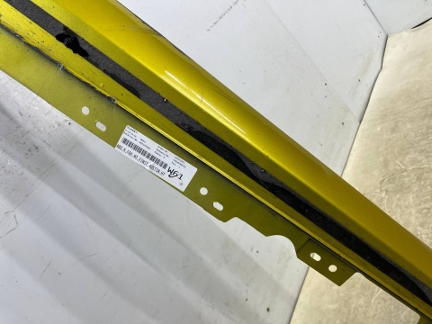 Nakładka progu BMW M3 F80 sedan 13-19r. prawa listwa progowa zewnętrzna próg 8055988