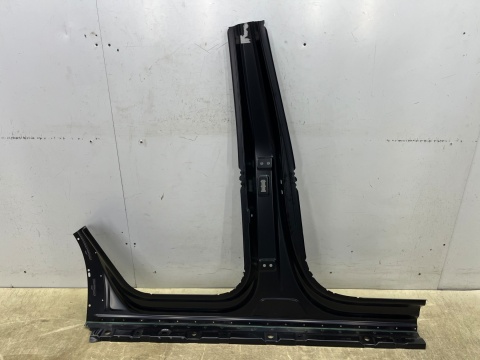 Poszycie VW Touareg 3 III 18r.- lewy próg słupek środkowy ćwiartka reperaturka NOWA oryginalna ćwiartka 760809847