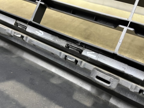 Zderzak przedni VW Tiguan 1 I R-Line 11-16r. Lift przód 6XPDC spryski 5N0807221AP