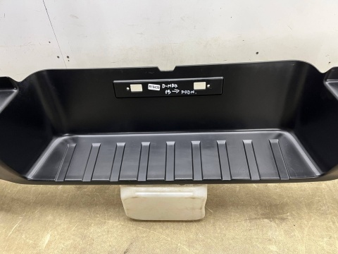 Zderzak tylny Isuzu D-Max DMax 3 III Mazda BT-50 BT50 III 19r.- nakładka zderzaka stopień PDC tylna belka zderzaka tył